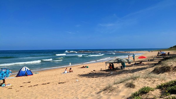 Comment choisir le meilleur emplacement pour un camping en bord de mer en automne?